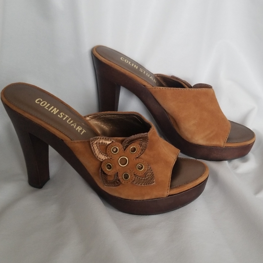 Colin Stuart brown suede mule slip on heels